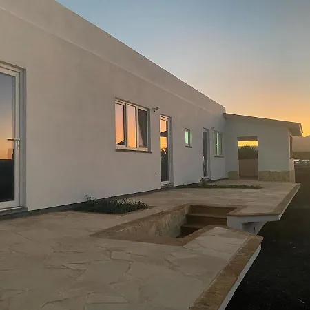 Verano Compartidos Villaverde ホームステイ