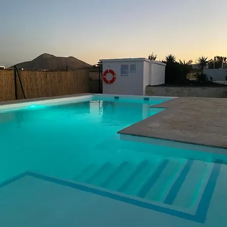 ホームステイ Verano Compartidos Villaverde